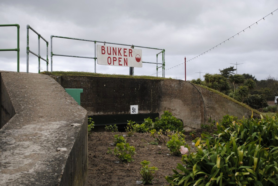Look for this 'Bunker open' sign from the road